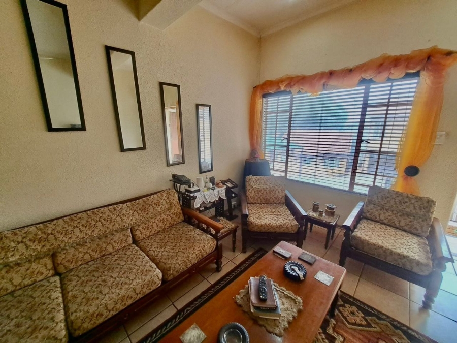 3 Bedroom Property for Sale in Safari Gardens North West